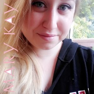 Meet your Posher, Kiana